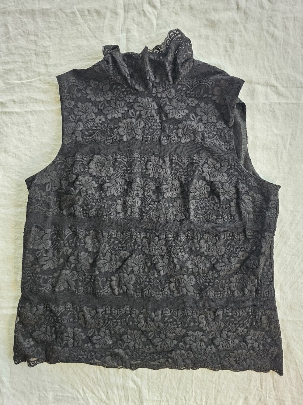 Joseph Chaus Black Floral Lace High-Neck Sleeveless Camisole Size 16